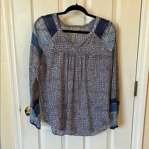 Lucky Brand White and Blue Relaxed Blouse